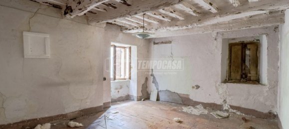 3 rooms House in Montecosaro, Italy No. 2099 9