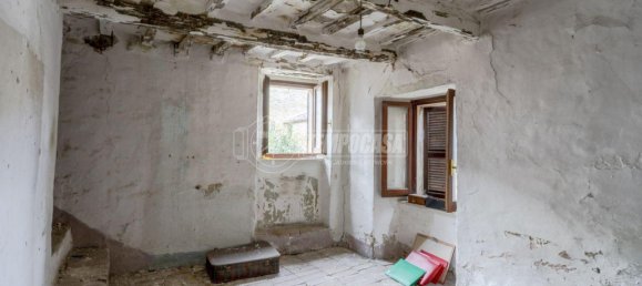 3 rooms House in Montecosaro, Italy No. 2099 12