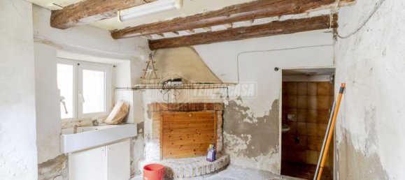 3 rooms House in Montecosaro, Italy No. 2099 16