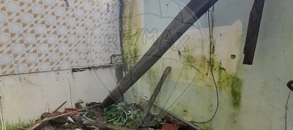 1 bedroom House in Baguim do Monte, Portugal No. 167696 9