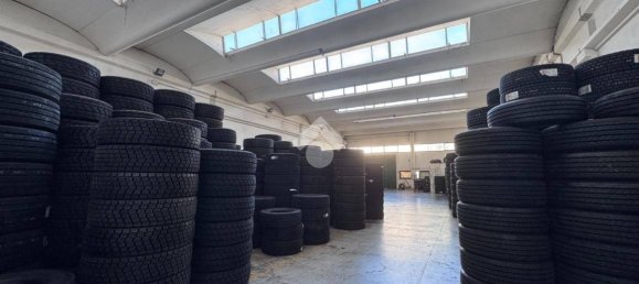 705m² Warehouse in Thiene, Italy No. 364479 23