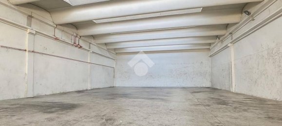 705m² Warehouse in Thiene, Italy No. 364479 4