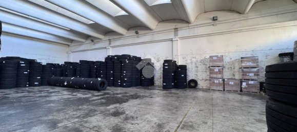705m² Warehouse in Thiene, Italy No. 364479 14