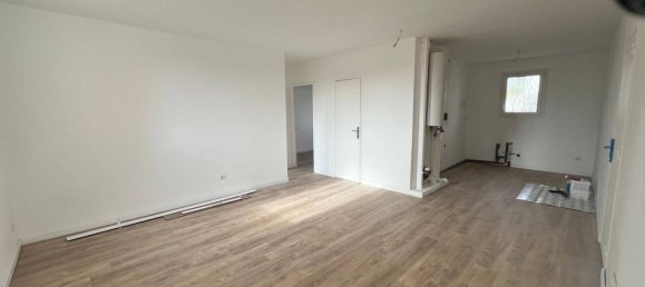 3 Schlafzimmer Wohnung in Saint-Cyr-sur-Mer, France, Nr. 326993 2