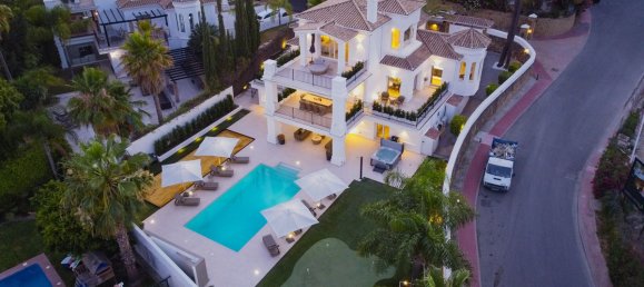 Villa de 6 dormitorios en Marbella, Spain No. 76861 2