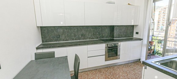 3 Schlafzimmer Wohnung in Genoa, Italy, Nr. 377894 41