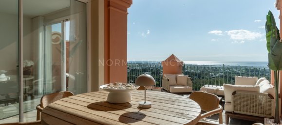 4 bedrooms Duplex in La Quinta, Spain No. 100378 10