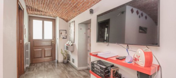 2 rooms Apartment in Turin, Italy No. 275425 8