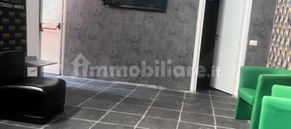 Gewerbliche Immobilie in Naples, Italy 200m², Nr. 254537 30