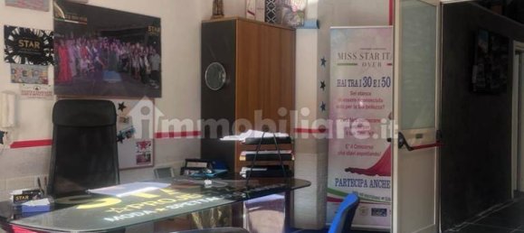 Gewerbliche Immobilie in Naples, Italy 200m², Nr. 254537 16