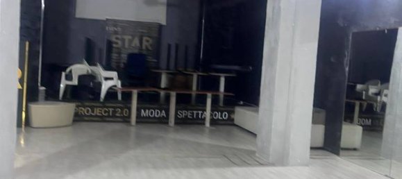 Gewerbliche Immobilie in Naples, Italy 200m², Nr. 254537 10