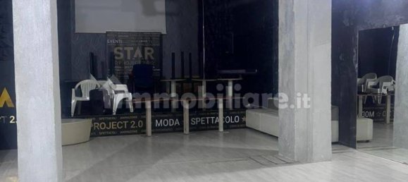 Gewerbliche Immobilie in Naples, Italy 200m², Nr. 254537 7