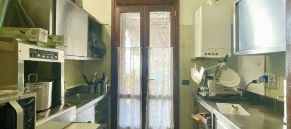 Propriété commerciale à Mantua, Italy 130m² No. 354004 12