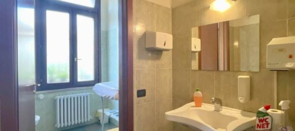 Propriété commerciale à Mantua, Italy 130m² No. 354004 11