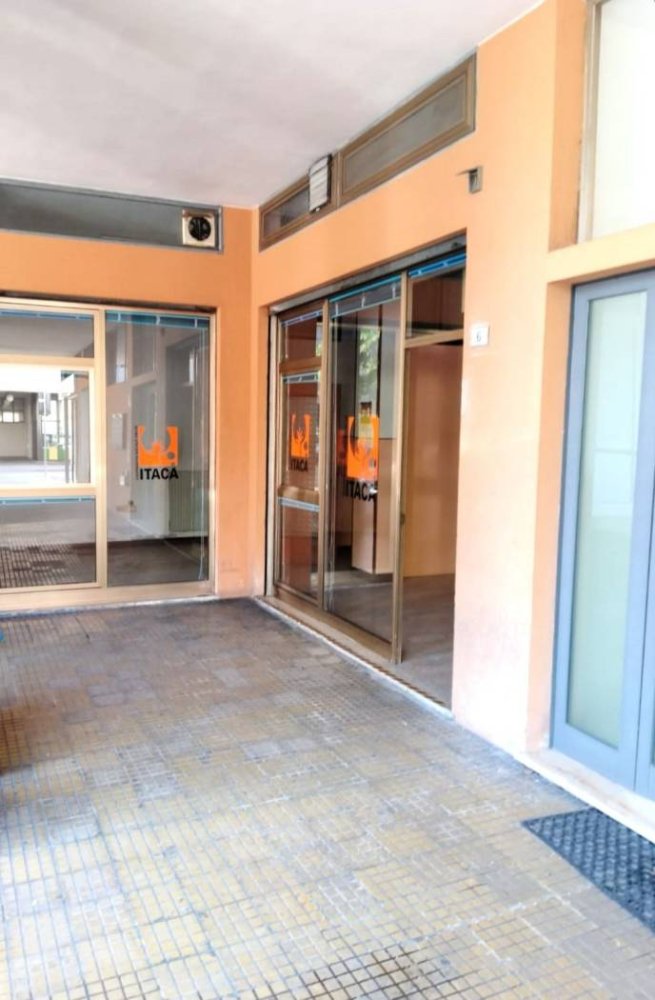 2 rooms Commercial property in San Donà di Piave, Italy No. 229869