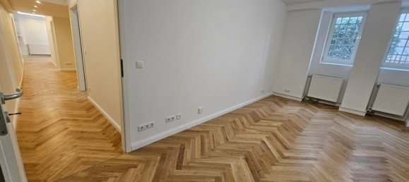 6 rooms Office in Schoneberg, Germany No. 324591 7