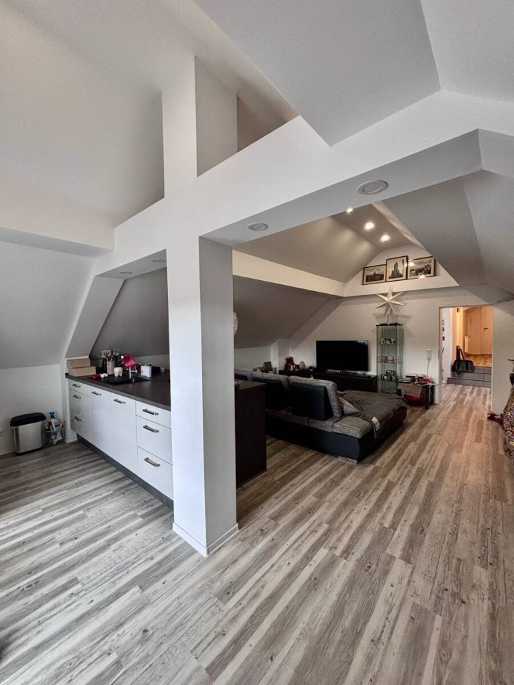 3 bedrooms Apartment in Kassel, Germany No. 231982