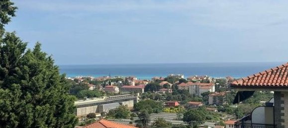 3-salle Appartement à Vallecrosia, Italy No. 210209 22