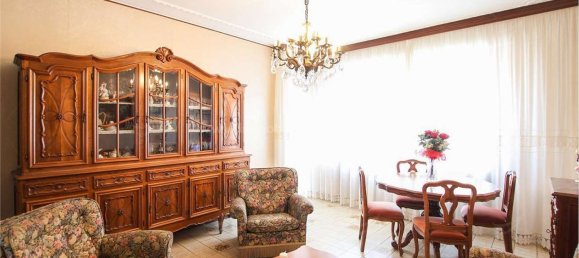 3غرفة شقة في Novara, Italy رقم 264415 4