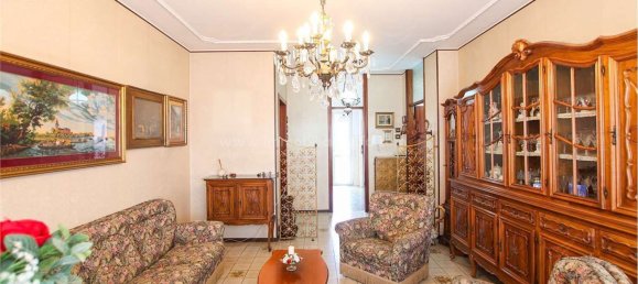 3غرفة شقة في Novara, Italy رقم 264415 5