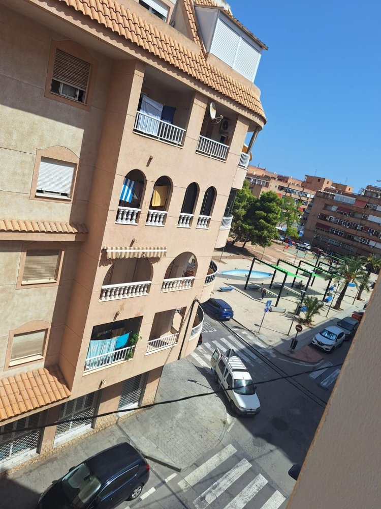 2 bedrooms Apartment in Torrevieja, Spain No. 207631