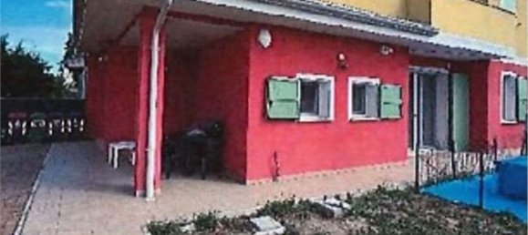 3-salle Appartement à San Possidonio, Italy No. 295682 4