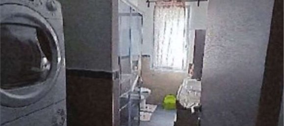 3-salle Appartement à San Possidonio, Italy No. 295682 8