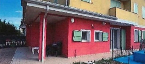 3-salle Appartement à San Possidonio, Italy No. 295682 3