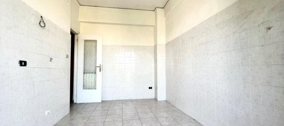 3 rooms Apartment in Marano di Napoli, Italy No. 4816 17