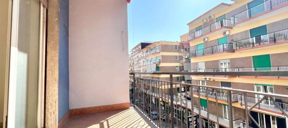 3 rooms Apartment in Marano di Napoli, Italy No. 4816 3