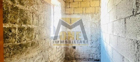 3 bedrooms Villa in Giugliano in Campania, Italy No. 373004 3