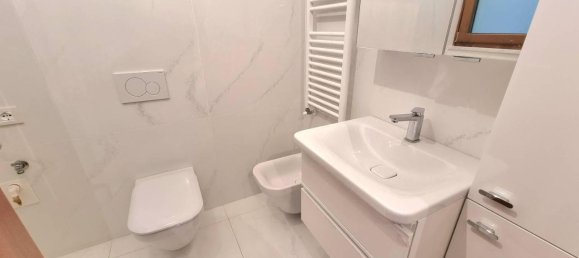 4 rooms Apartment in Pescara, Italy No. 18121 16