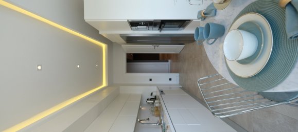 Apartment 5+2 in Istanbul, Turkey No. 25782 9