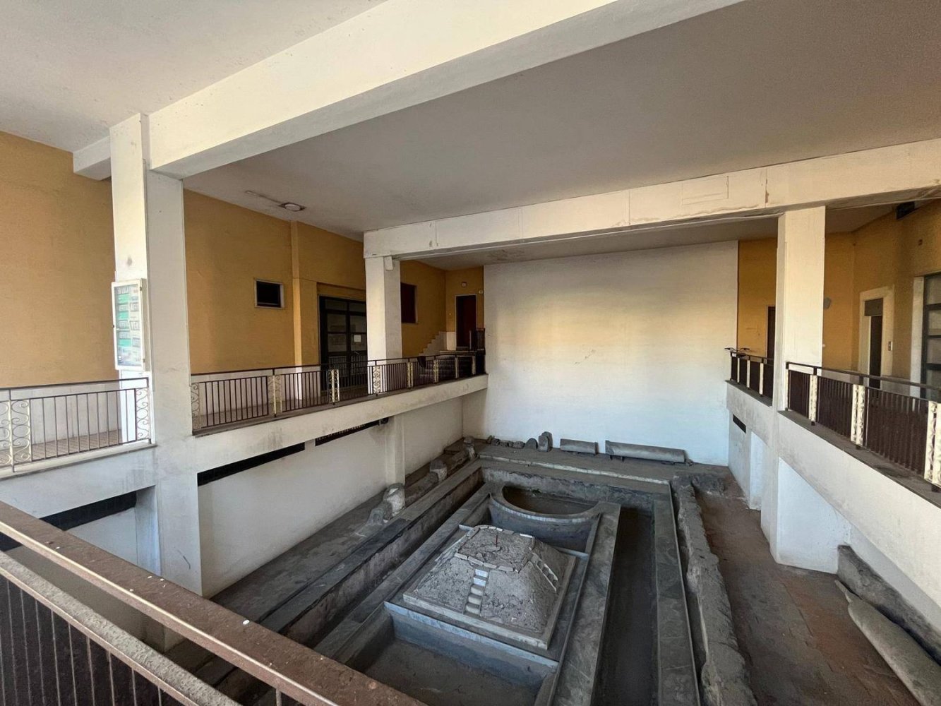 3 bedrooms Apartment in Santa Maria Capua Vetere, Italy No. 316606