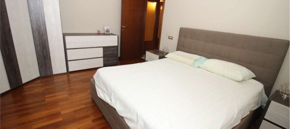 4 Schlafzimmer Wohnung in Sassuolo, Italy, Nr. 318633 7