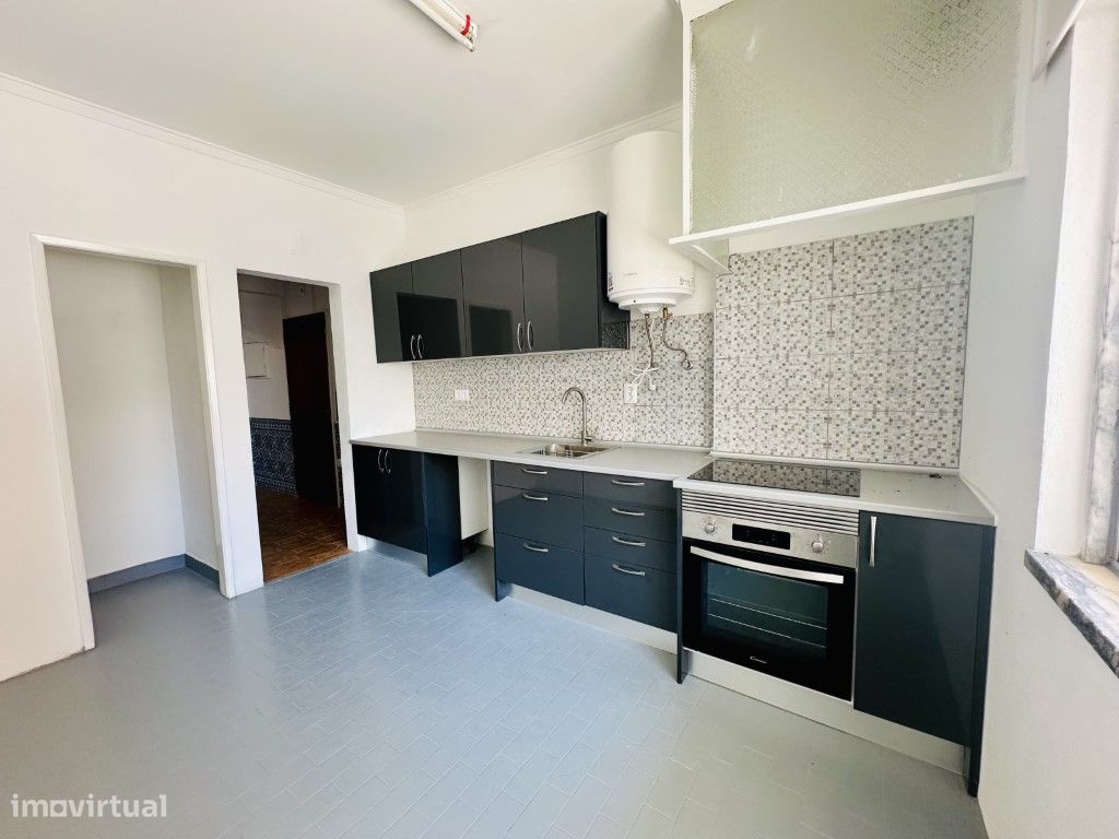 2 bedrooms Apartment in Abrantes, Portugal No. 223508