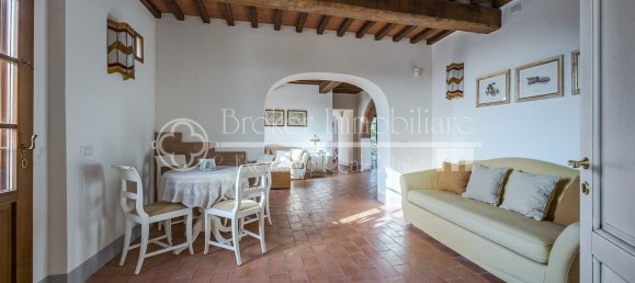 Дом с 12 комнатами в Палая, Италия № 53700 19