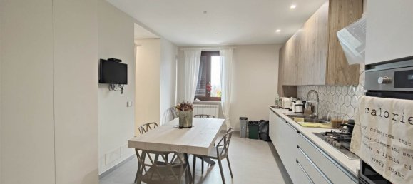 Apartamento de 4 habitaciónes en Ospedaletto d'Alpinolo, Italy No. 210134 2