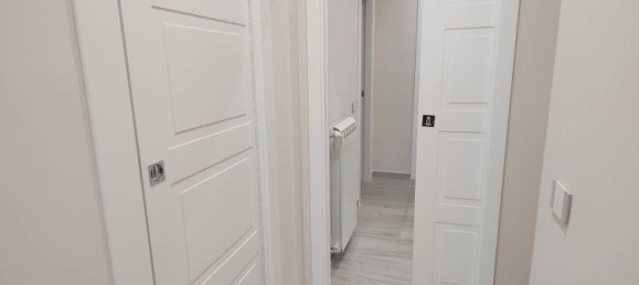 Apartamento de 4 habitaciónes en Ospedaletto d'Alpinolo, Italy No. 210134 6