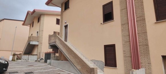 Apartamento de 4 habitaciónes en Ospedaletto d'Alpinolo, Italy No. 210134 7