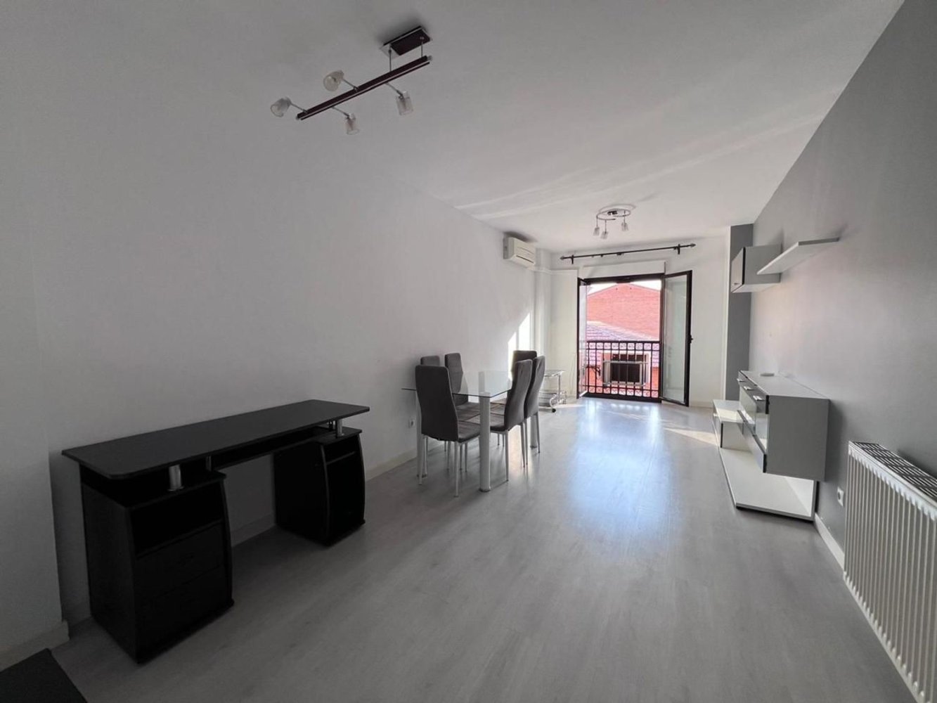 Дуплекс с 2 спальнями в Гвадалахара, Испания № 221277