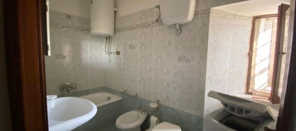 2 bedrooms Apartment in Castel Viscardo, Italy No. 335613 8