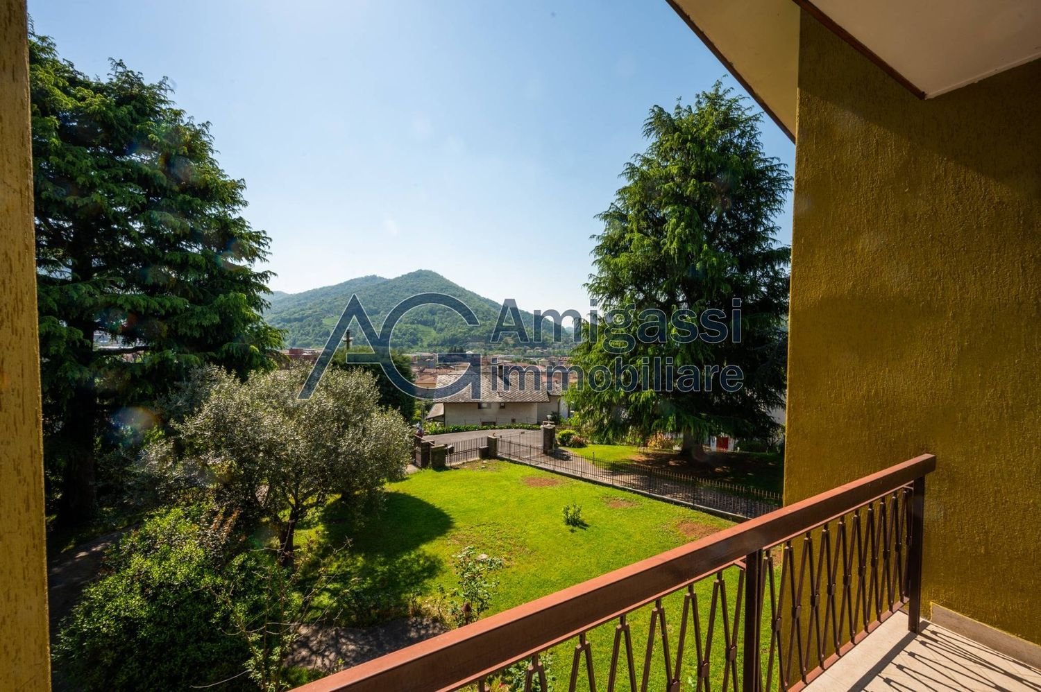 3000m² Land in Alzano Lombardo, Italy No. 313784