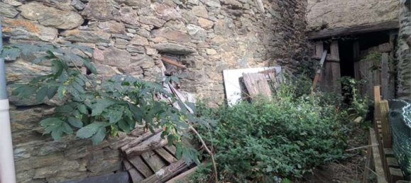 3 Schlafzimmer Haus in Sarre, Italy, Nr. 362420 2