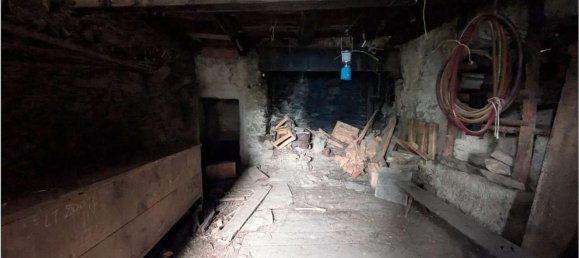 3 Schlafzimmer Haus in Sarre, Italy, Nr. 362420 9