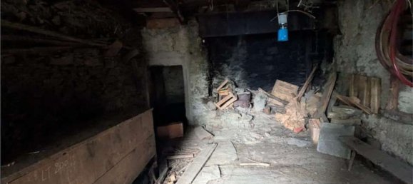 3 Schlafzimmer Haus in Sarre, Italy, Nr. 362420 8