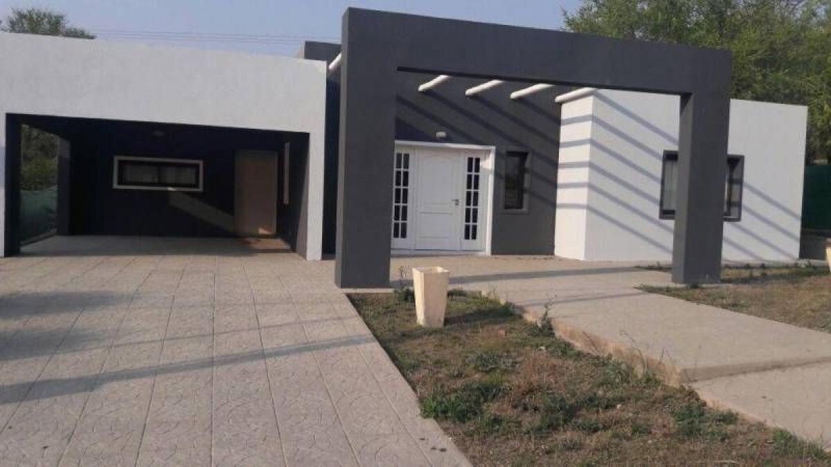 3 bedrooms House in Cordoba, Argentina No. 61372