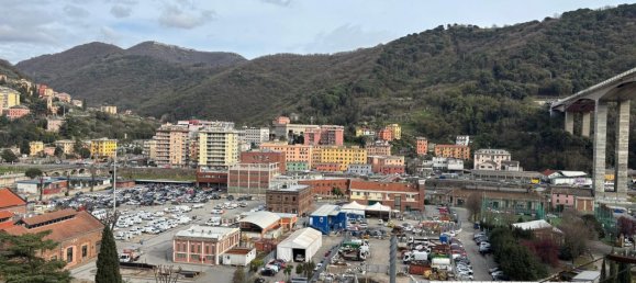 3 rooms Apartment in Genoa, Italy No. 39468 12