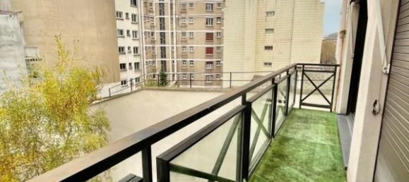 2 bedrooms Apartment in Paris, France No. 163984 7