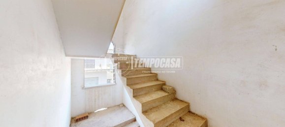 3 bedrooms House in Lizzanello, Italy No. 267748 7